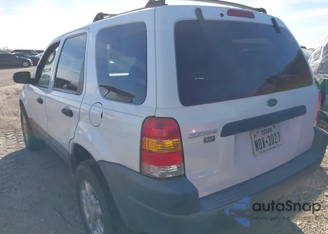 2004 Ford Escape Xlt из США, поврежденный, VIN 1FMYU03114KA72522